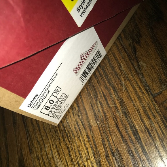 Vans - Picture 4 of 4